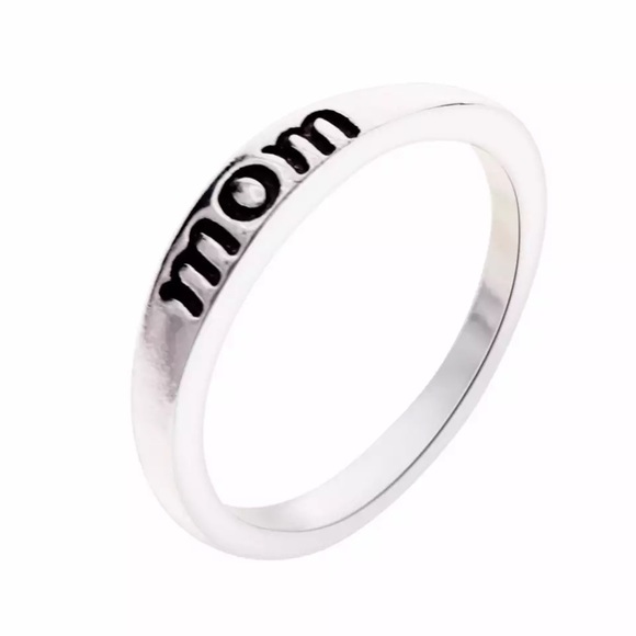 Mom Ring - Picture 3 of 3